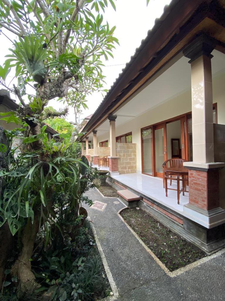 Nataliya Homestay Ουμπούντ Δωμάτιο φωτογραφία